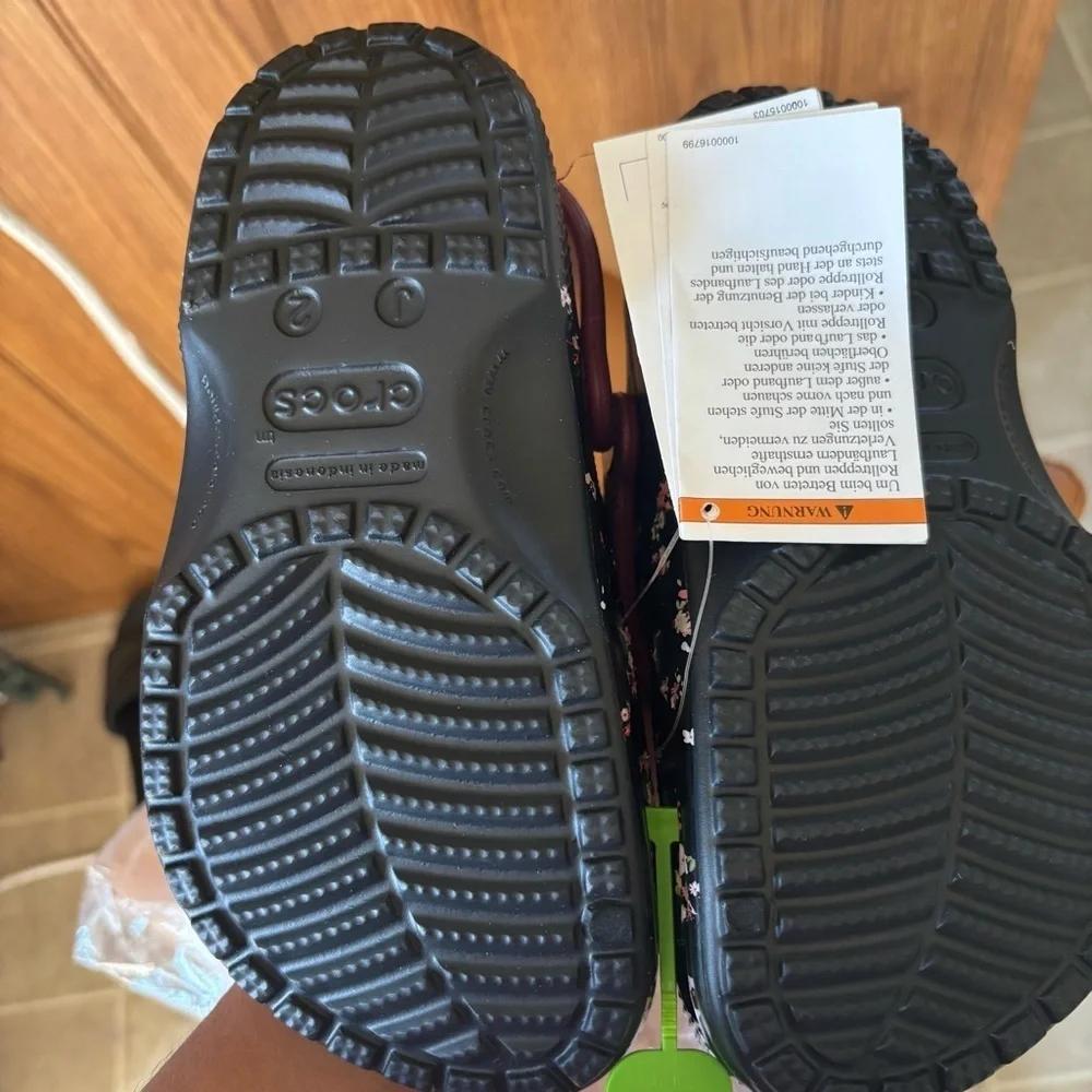 CROCS Kids Floral Black Sandals